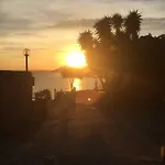 B&bilfortesulmare Bed and Breakfast Βεντιμίλια