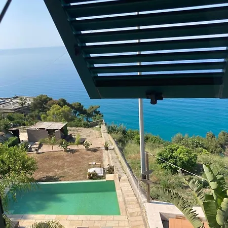 B&bilfortesulmare Bed & Breakfast