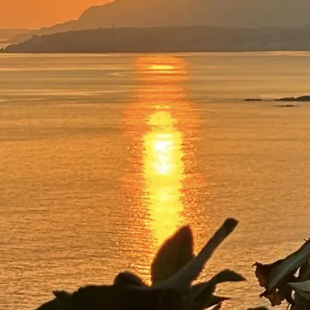 B&bilfortesulmare Bed & Breakfast