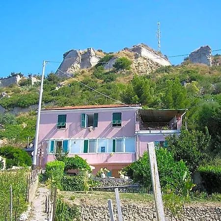 B&bilfortesulmare 3* فنتيميليا