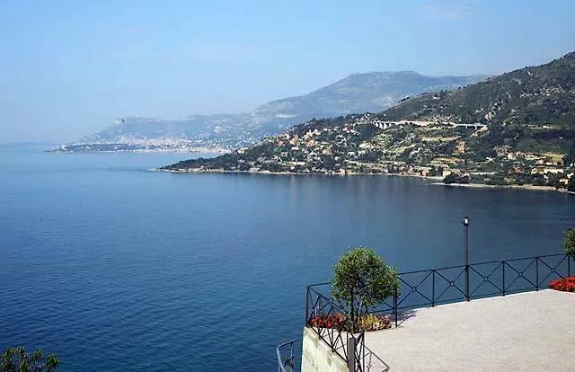Bed and breakfast B&bilfortesulmare Ventimiglia
